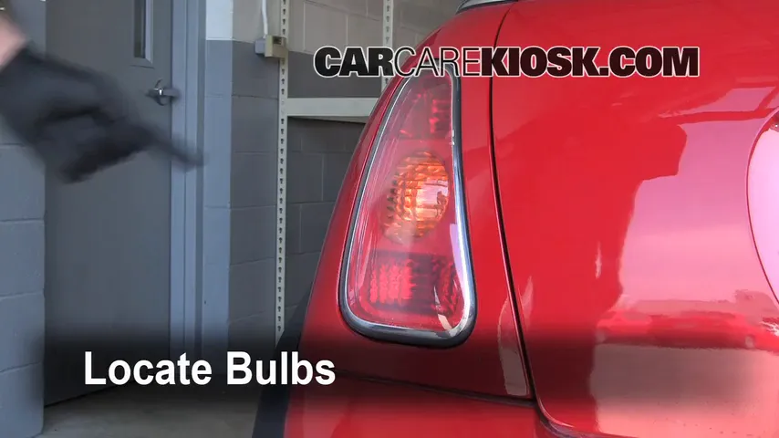 2004 Mini Cooper S 1.6L 4 Cyl. Supercharged Lights Tail Light (replace bulb)